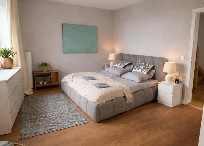 Hof Zur Nette -stilvoller Rueckzugsort Im Herzen Des Maifelds Semesterbostad